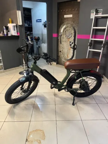 LEV Cruiser Plus - Conforto, Estilo e Liberdade Sobre Duas Rodas
