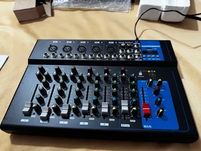 Mesa De Som Profission Digital Interface 7 Canais Com Efeito Bluetooth