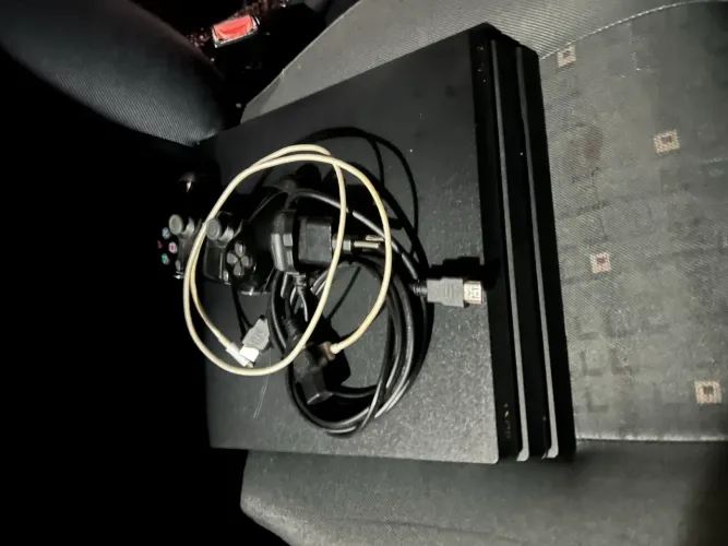 PS4 PRO 1tb