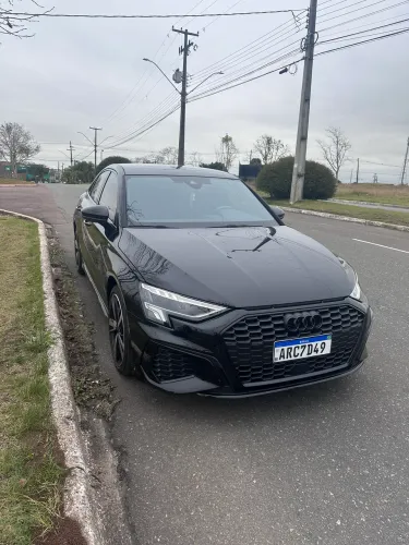 Audi A3 Sed. Perform. Black 2.0 TFSI S-tronic 2024