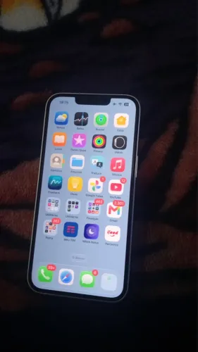 iPhone 13