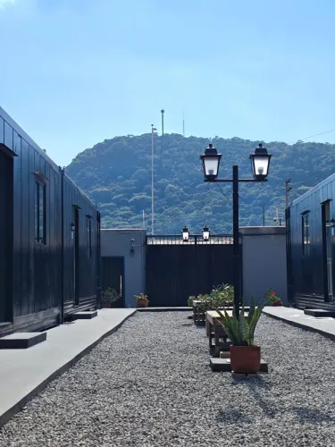 STUDIO PARA LOCAÇÃO ANUAL EM BALNEÁRIO CAMBORIÚ MOBILHADO 