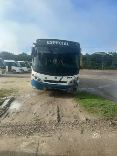 Vendo ônibus 50 Mil