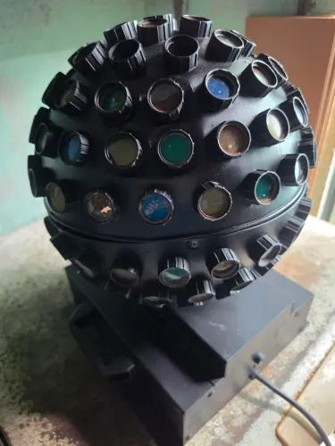 Bola Maluca iluminação