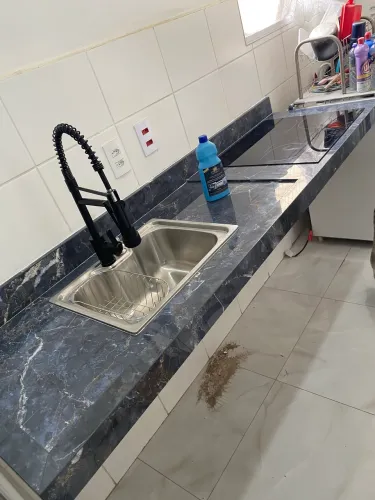 Pia em porcelanato 2.x60