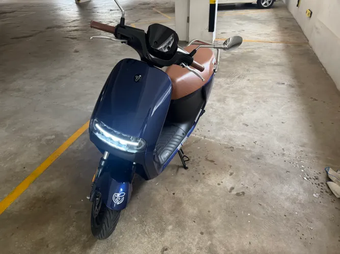 Scooter Elétrica Segway Ninebot E110L - Azul - Conforto e Estilo!