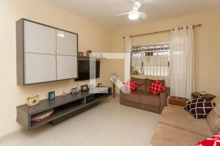 Casa à Venda - Socorro, 3 Quartos, 160 m2