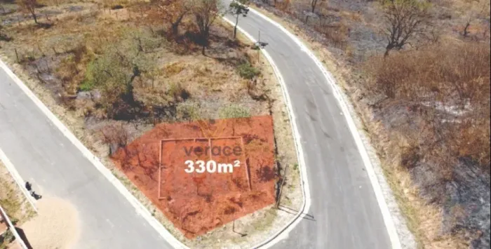 Lote de 330m2