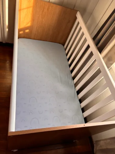 Vendo berço vira cama