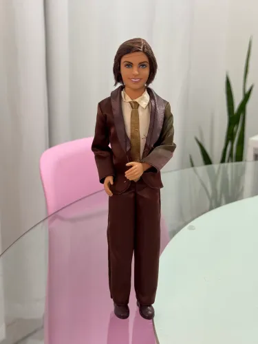 Boneca troy High school music tipo Barbie