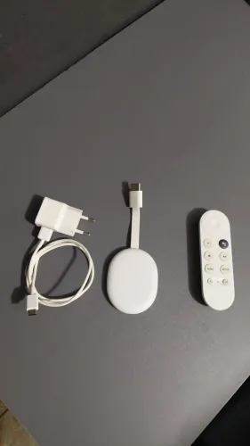 Chromecast 4 GOOGLE TV