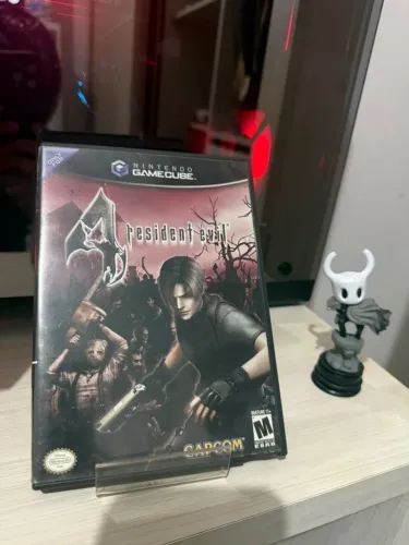 Resident Evil 4 - Nintendo Game Cube - Seminovo Completo