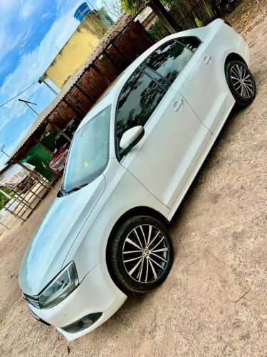 Volkswagen Jetta Highline 2.0 TSI 16V 4P Tiptronic 2013