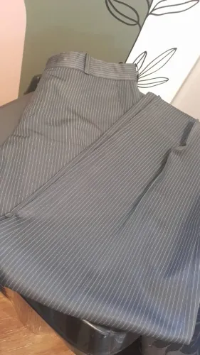 Calça social risca de giz tamanho 38