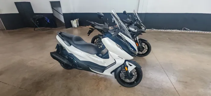 SCOOTER ZONTES ZERADA COM 90 KM