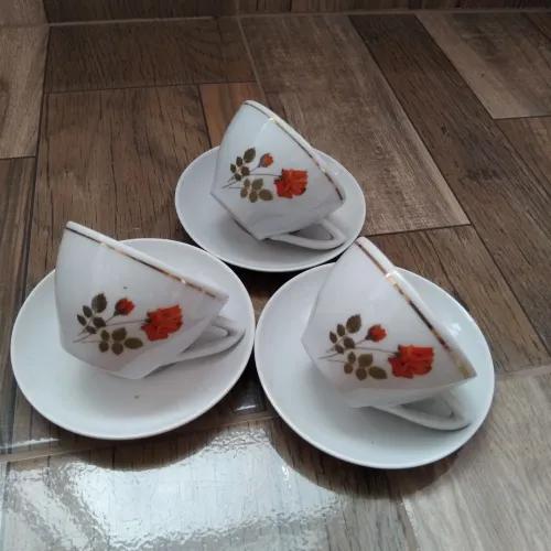 3 xicaras de chá porcelana pozzani