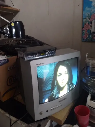 Tv Panasonic 14 Pol de tubo conversor e antena