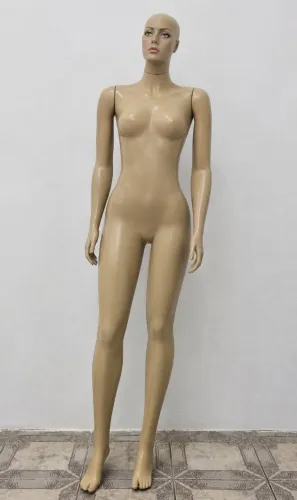 Manequim feminino para loja 