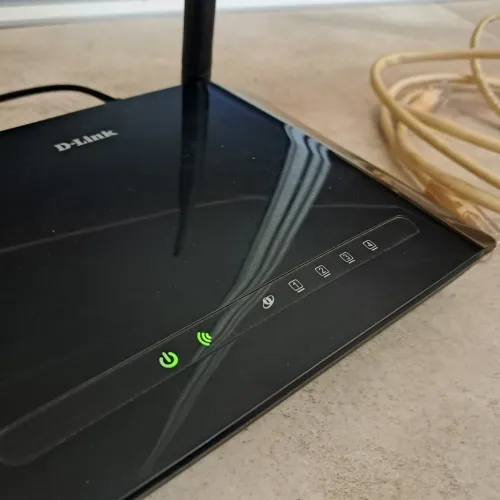 Roteador D-Link DIR-610 2.4Ghz 150Mbps