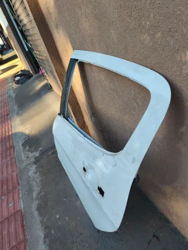 Porta Peugeot 308 traseira esquerda lisa