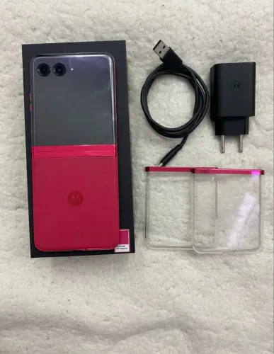 Vendo Ou troco Moto Razr40 Ultra