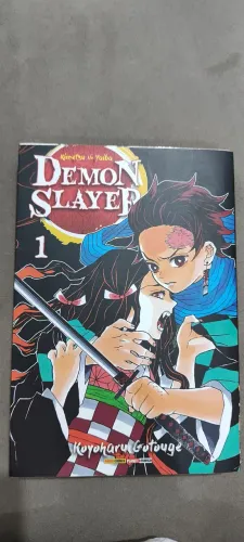 livros semi novos Demon Slayer - Vol. 1 ao 4