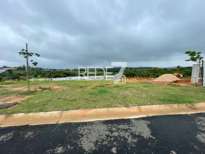Terreno em Condomínio de Luxo: 363m² em Alphaville Campinas, Campinas-SP!
