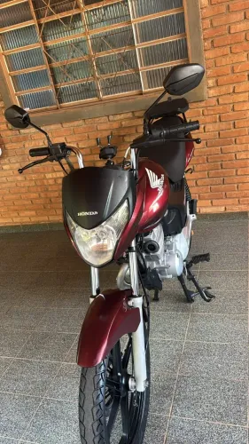 Honda Titan EX Flex 150.