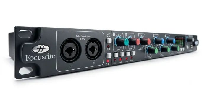 Interface de Áudio Focusrite Saffire Pro 40