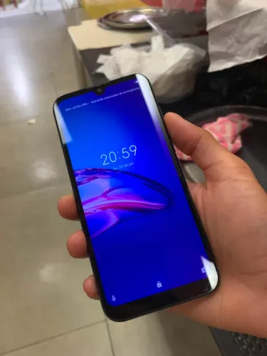 Moto E6s - 32Gb - sem trincos 