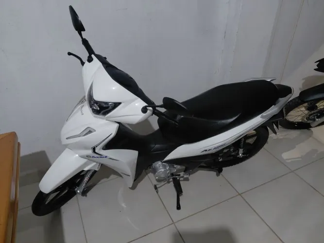 Aveloz 125