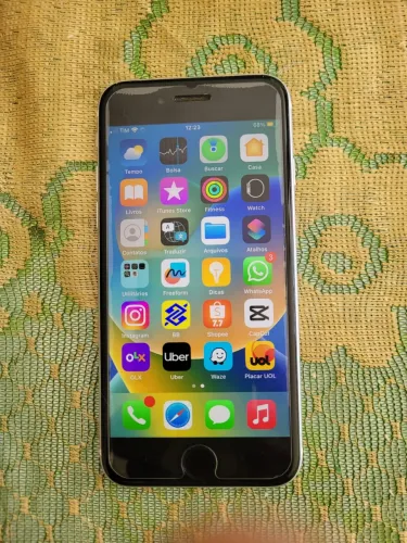 iPhone SE