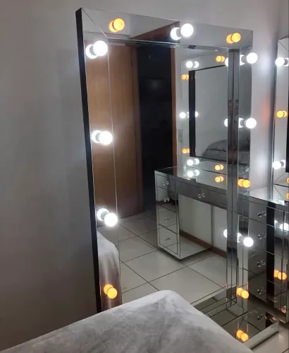 Espelho com luz / espelho camarim