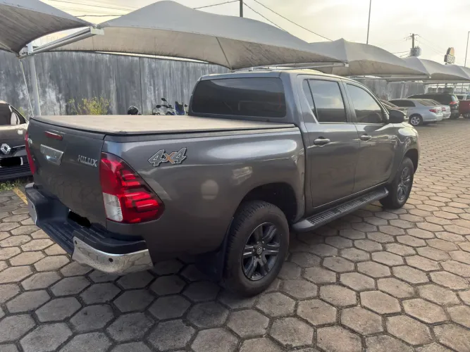 Toyota Hilux CD SR 4X4 2.8 TDI Diesel Aut. 2025