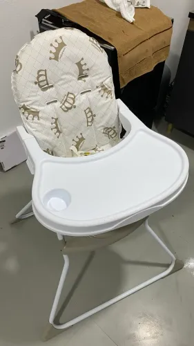 Cadeirinha de alimentação