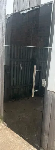 Porta de Vidro Temperado + Grade