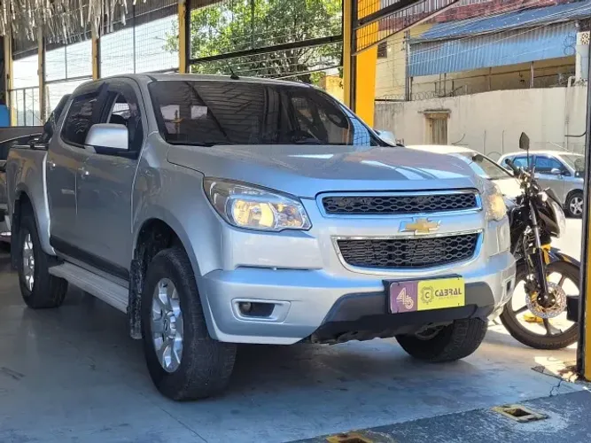 Chevrolet S10 Pick-up LT 2.8 TDI 4X2 CD Diesel AUT 2014
