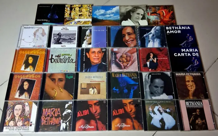 CD Maria Betânia Lote com 29 Discos