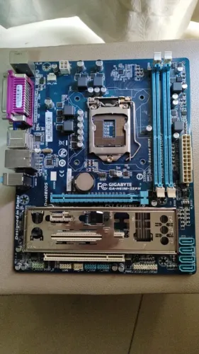 PLACA MÃE 1155 GIGABYTE GA-H61M-S2PH PARA 2ª E 3ª GERAÇÃO I3, I5 E I7