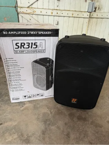 Caixa staner / jbl