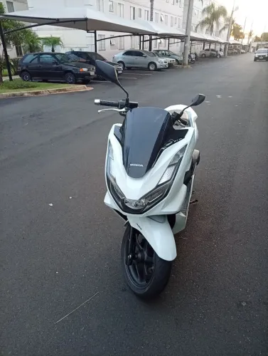 PCX 160 2 Dono com Manuel e chave reserva
