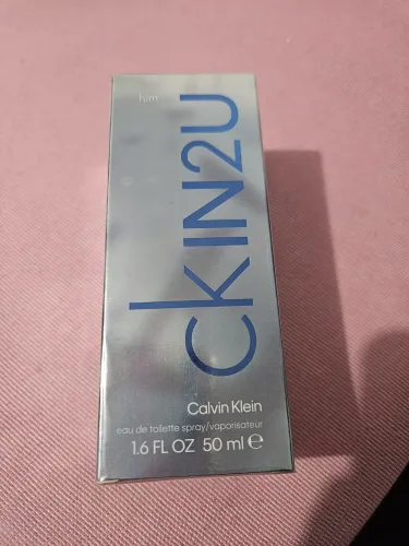 Perfume Calvin Klein CKin2u novo