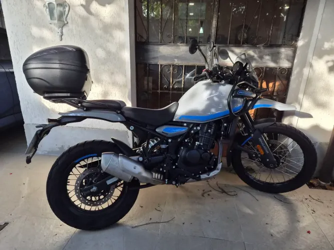 Himalayan 450 apenas 1500km
