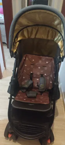 Vendo carrinho de bebê