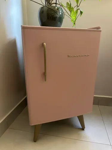 Frigobar Brastemp Retrô 76L Rose Quartz