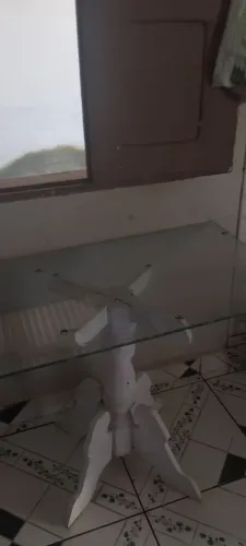 Vende-se vidro médio