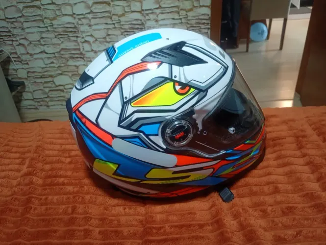 Capacete LS2 novo tamanho 60