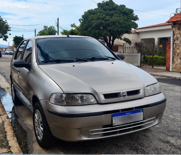 Fiat Palio ELX 1.0 MPI Fire 16V 4P (25 Anos) 2001