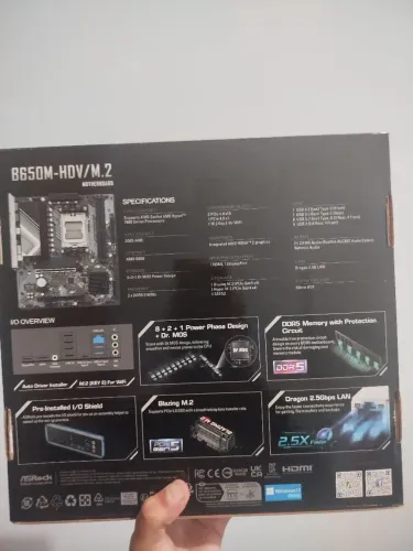 Placa mãe AM5 DDR5 nova