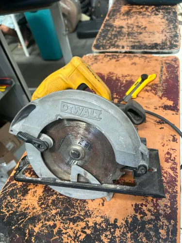 Serra circular dewalt